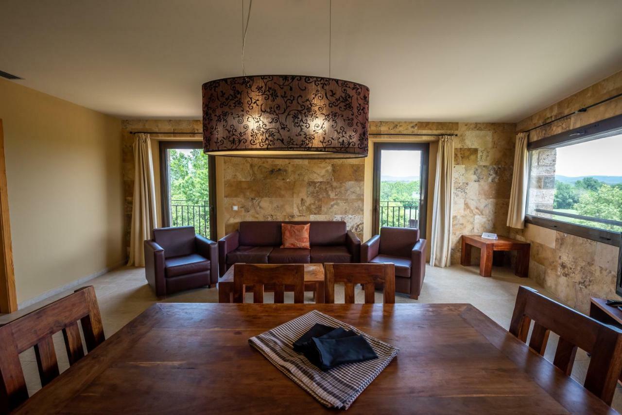 L'Arcada De Fares Apartamento Sant Ferriol Exterior foto